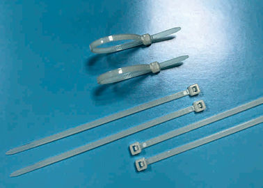 Beli Ikatan Kabel Massal Nilon PA66 Hijau W2.5 * L120mm * T1.1mm Dengan Kekuatan Threading Kecil online manufacture